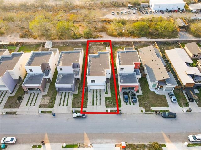 5211 Shalom Drive, Edinburg, TX 78539