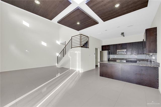 5211 Shalom Drive, Edinburg, TX 78539