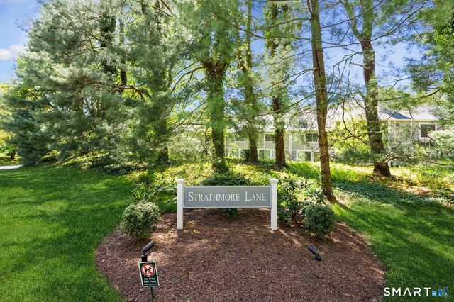 33 Strathmore Lane 33, Norwalk, CT 06880