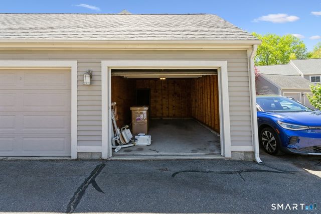 33 Strathmore Lane 33, Norwalk, CT 06880
