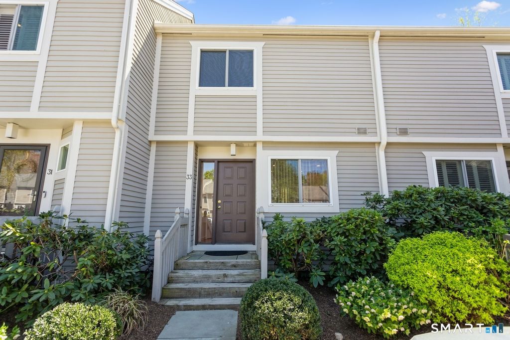 33 Strathmore Lane 33, Norwalk, CT 06880