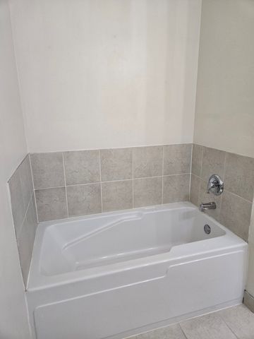 41 E 8th Street 1404, Chicago, IL 60605