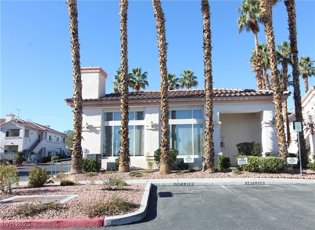 2100 Black Island Street 102, Las Vegas, NV 89128