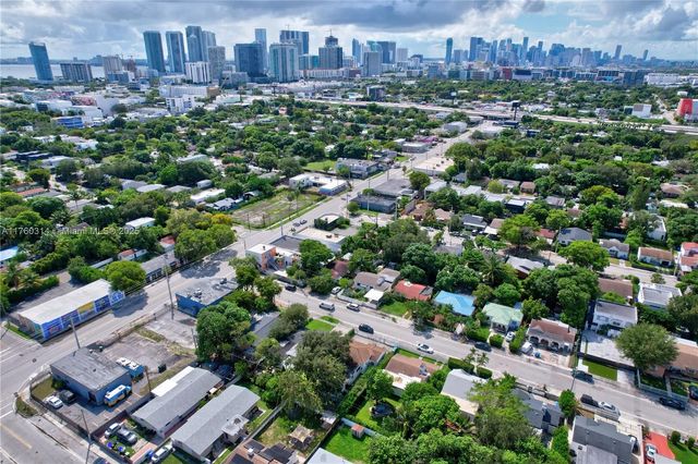231 NW 44th St, Miami, FL 33127