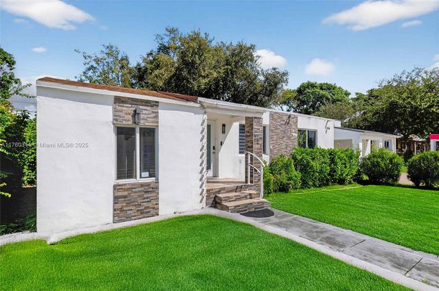 231 NW 44th St, Miami, FL 33127