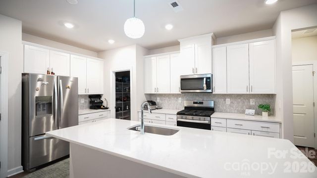 486 Olympia Way, York, SC 29745