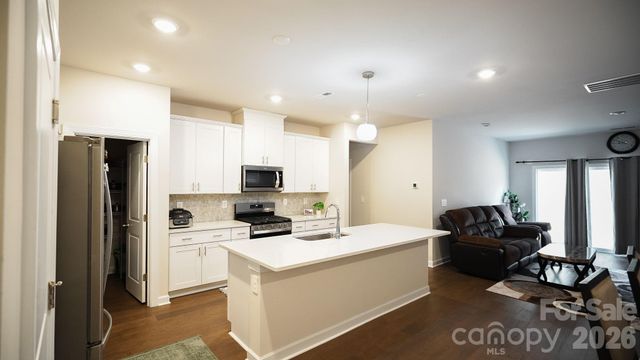 486 Olympia Way, York, SC 29745
