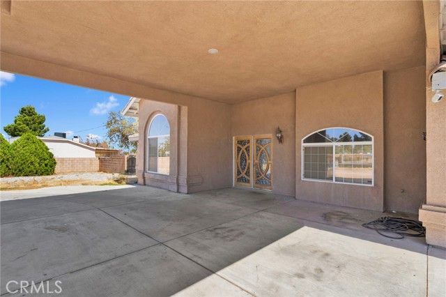 13597 Kiowa, Apple Valley, CA 92308