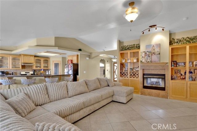 13597 Kiowa, Apple Valley, CA 92308