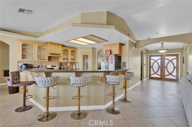 13597 Kiowa, Apple Valley, CA 92308