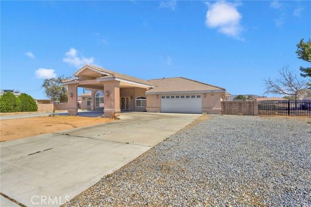 13597 Kiowa, Apple Valley, CA 92308