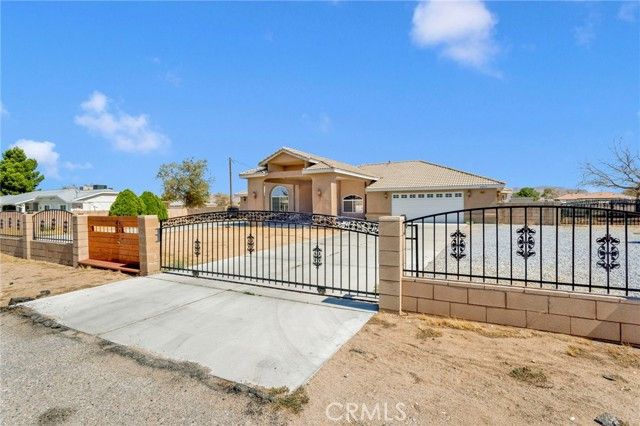 13597 Kiowa, Apple Valley, CA 92308