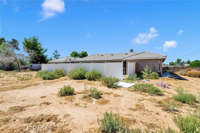 13597 Kiowa, Apple Valley, CA 92308