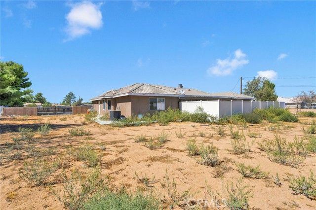 13597 Kiowa, Apple Valley, CA 92308