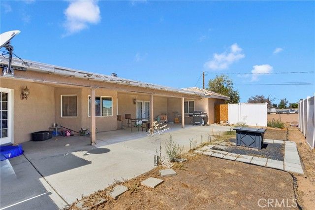 13597 Kiowa, Apple Valley, CA 92308