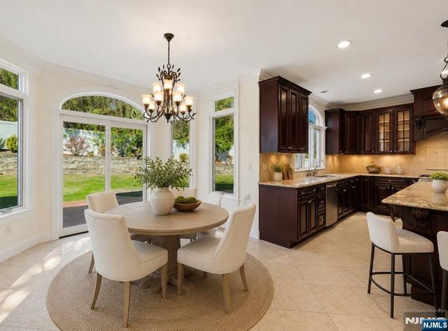 14 O Shaughnessy Lane, Closter, NJ 07624