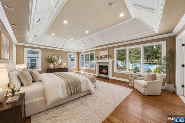 14 O Shaughnessy Lane, Closter, NJ 07624