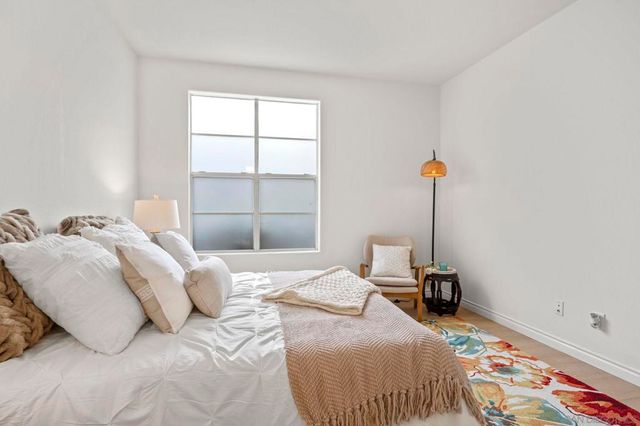 3537 El Rincon 259, San Diego, CA 92130