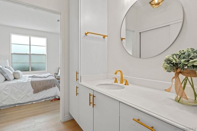 3537 El Rincon 259, San Diego, CA 92130