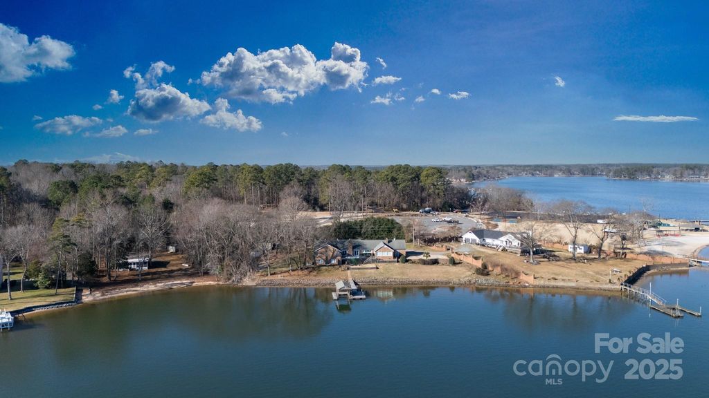 3474 Lake Wylie Drive, Rock Hill, SC 29732