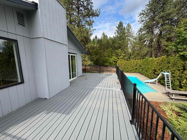 13420 N Stephanie Ct, Mead, WA 99021
