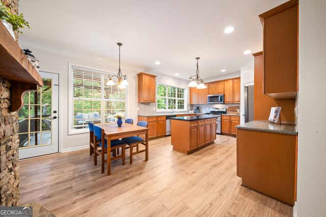 4038 Sandy Branch Drive, Buford, GA 30519