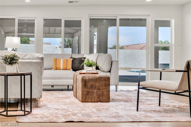 9130 Belcastro Street, Las Vegas, NV 89113