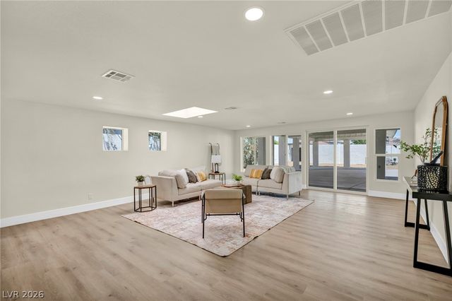 9130 Belcastro Street, Las Vegas, NV 89113