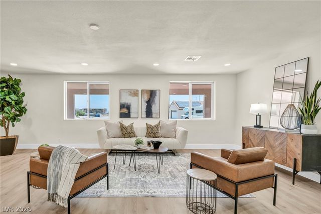 9130 Belcastro Street, Las Vegas, NV 89113