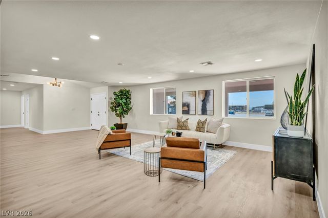 9130 Belcastro Street, Las Vegas, NV 89113