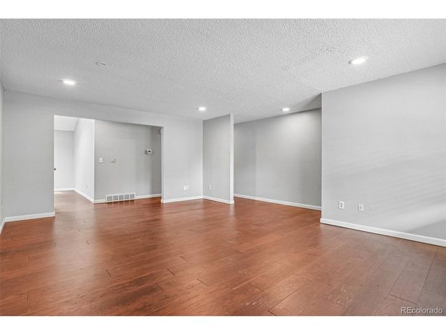 9339 W 76th Ave, Arvada, CO 80005