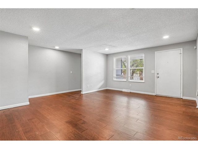9339 W 76th Ave, Arvada, CO 80005