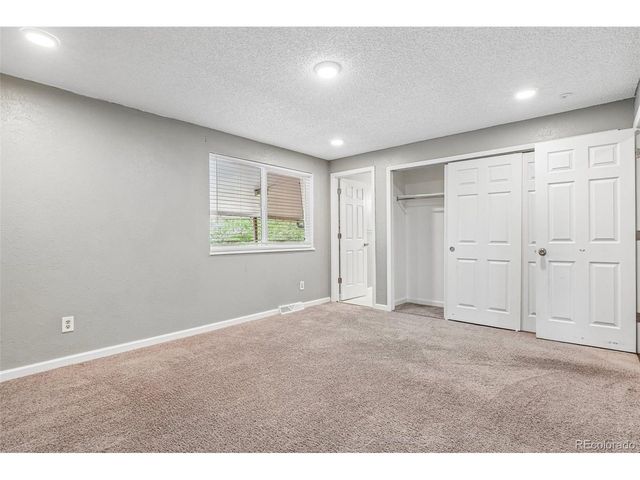 9339 W 76th Ave, Arvada, CO 80005