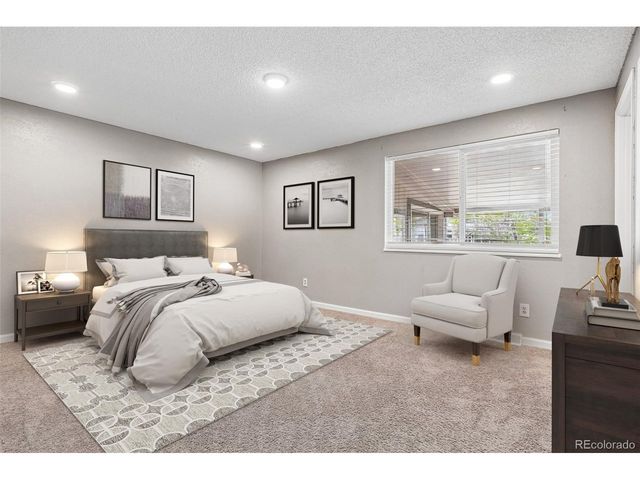 9339 W 76th Ave, Arvada, CO 80005