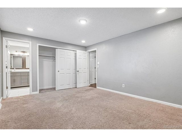9339 W 76th Ave, Arvada, CO 80005