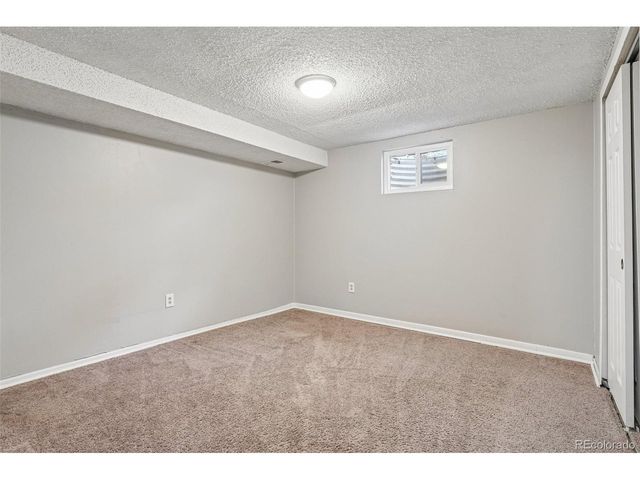 9339 W 76th Ave, Arvada, CO 80005