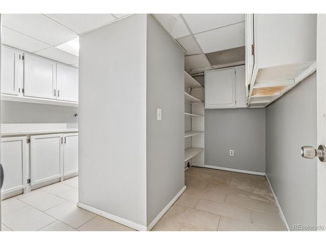 9339 W 76th Ave, Arvada, CO 80005