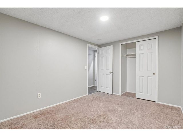 9339 W 76th Ave, Arvada, CO 80005