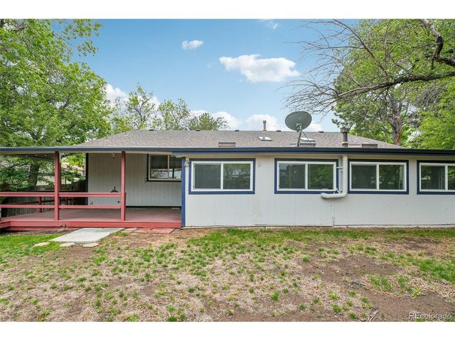 9339 W 76th Ave, Arvada, CO 80005