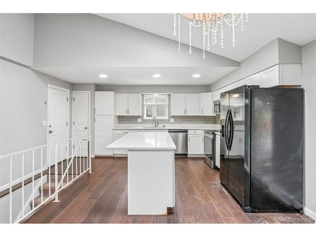 9339 W 76th Ave, Arvada, CO 80005