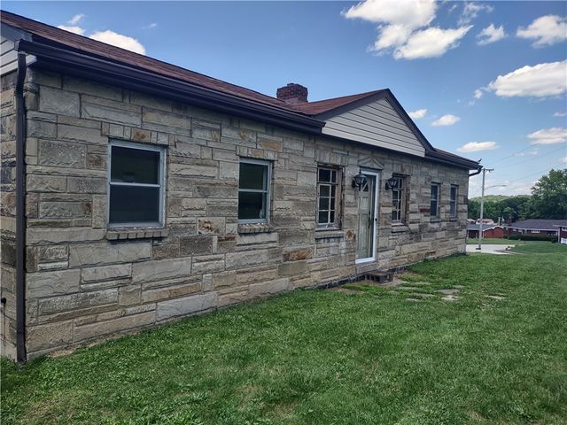 1035 Ohio Street, Jeannette, PA 15644
