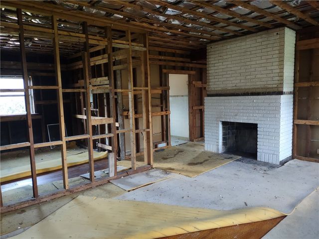 1035 Ohio Street, Jeannette, PA 15644