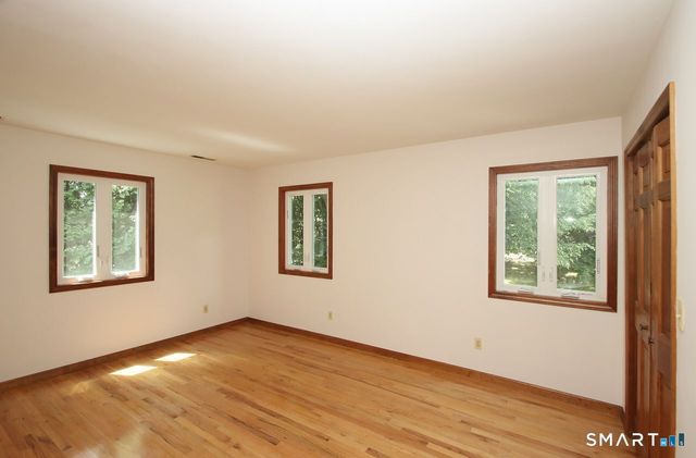 328 Saybrook Road, Orange, CT 06477