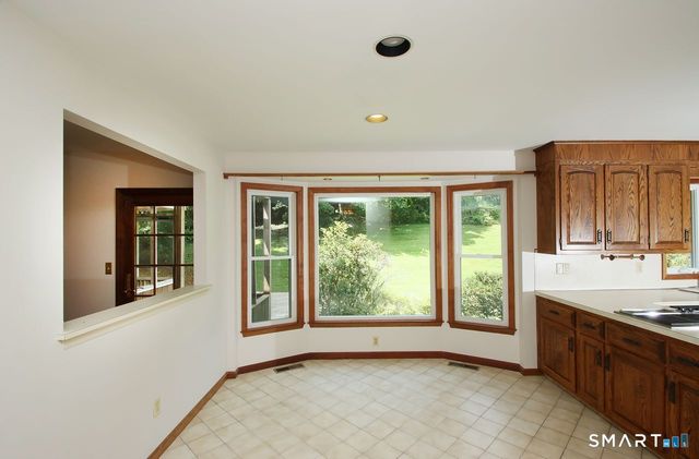 328 Saybrook Road, Orange, CT 06477