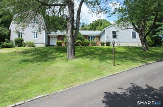 328 Saybrook Road, Orange, CT 06477