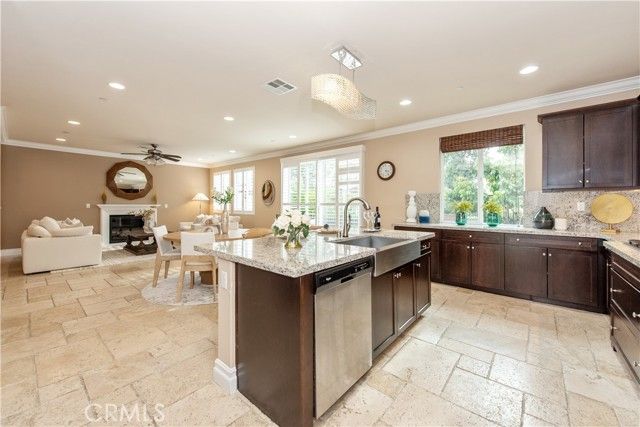 3 Silver Spruce Ct, Lake Forest (el Toro), CA 92630