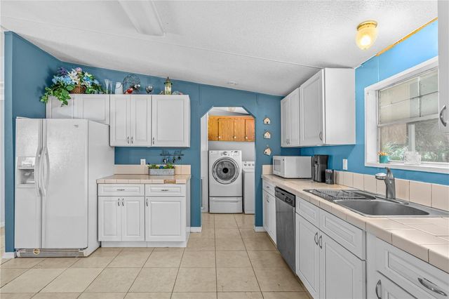 1055 ACEE DRIVE, New Smyrna Beach, FL 32168