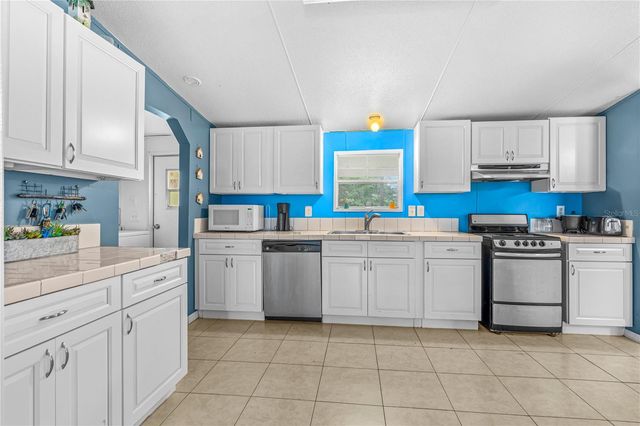 1055 ACEE DRIVE, New Smyrna Beach, FL 32168