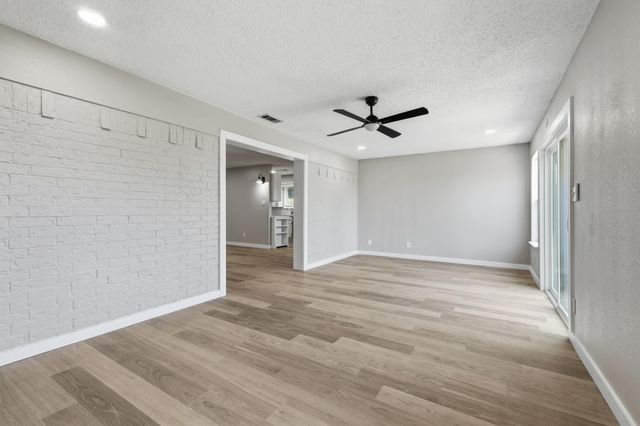 1909 Schumac Lane, Bedford, TX 76022