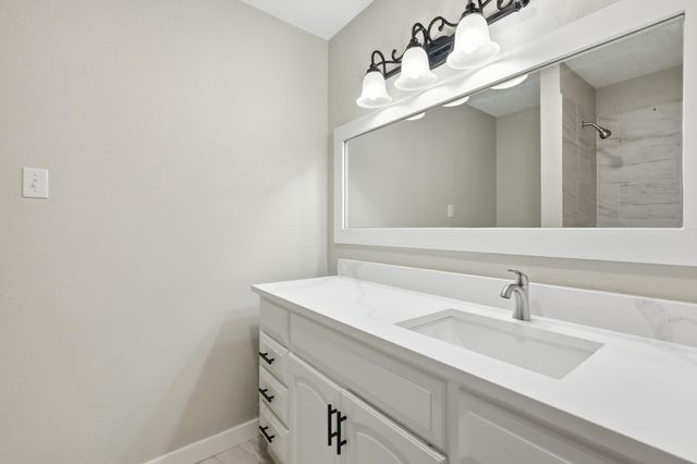 1909 Schumac Lane, Bedford, TX 76022